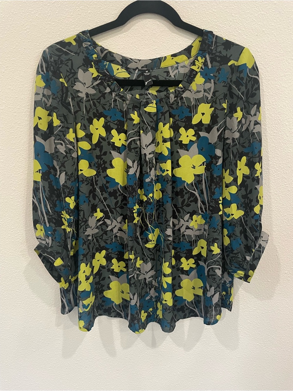 GNW Floral Scoop Neck Blouse
